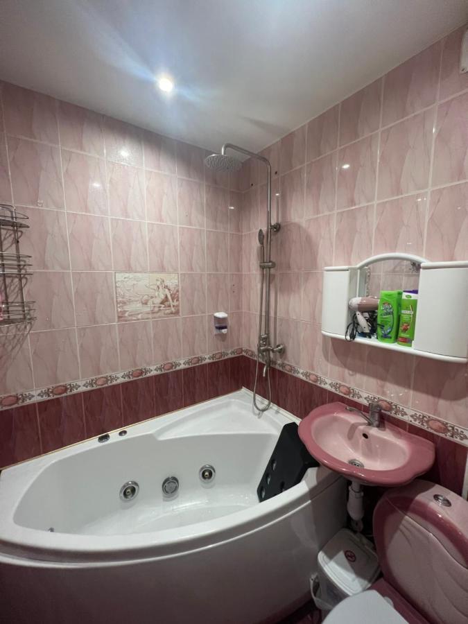 צ'יסינאו Afganskii Park Apartment מראה חיצוני תמונה
